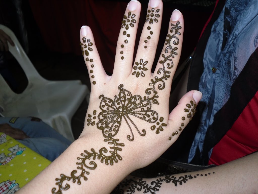Spesial 49+ Gambar Henna Love