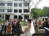 The bridal couple, Manfred and Lynn Lee