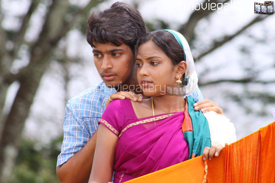Tamil Hot Sindhu Samaveli Movie Latest Stills, Sindhu Samaveli Movie