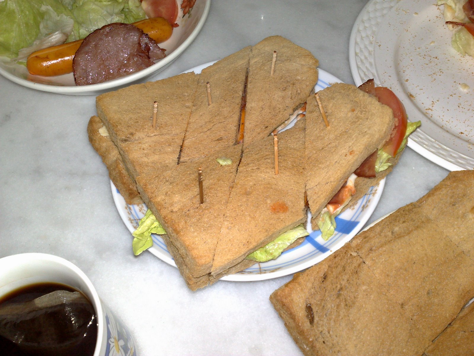 [MixedBreadBreakfast_03.jpg]