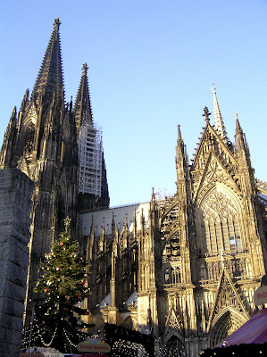 Vista lateral de la Catedral de Colonia