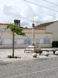 [IIM-1-pelourinhodefrossos-1.jpg]