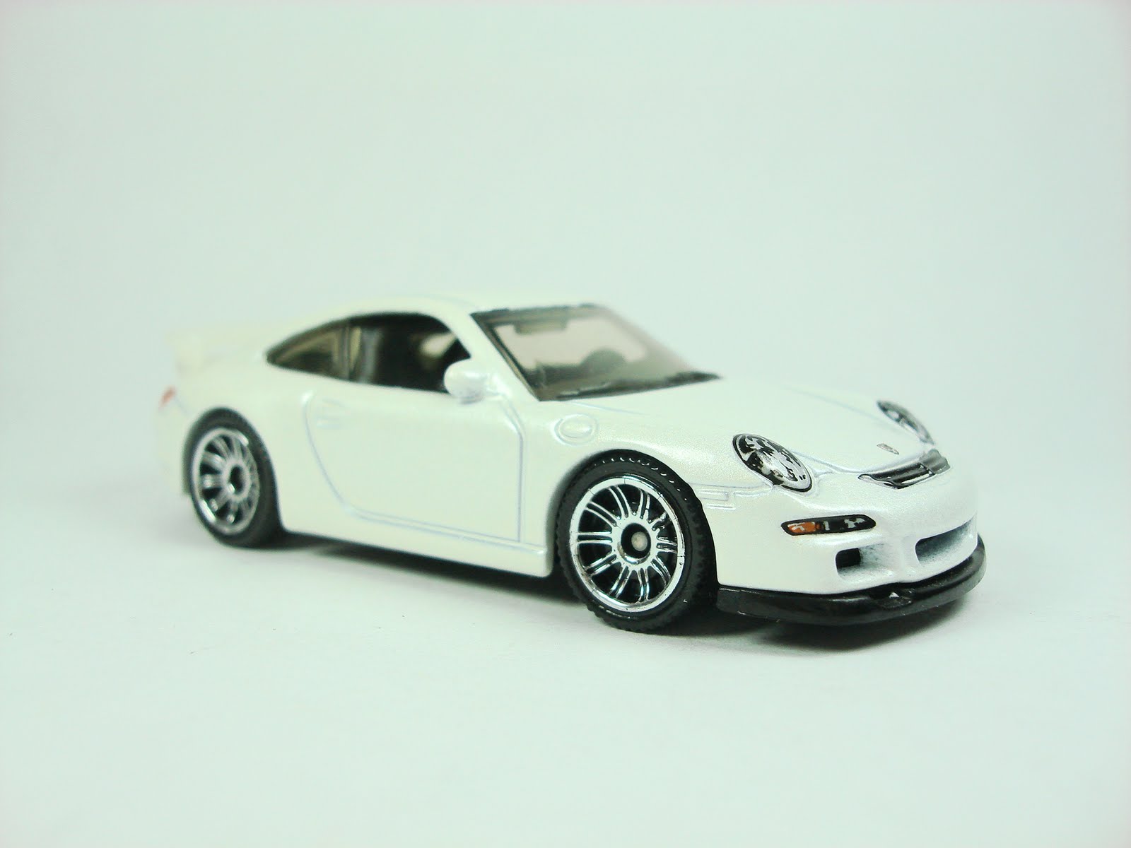 ZT's Dream Garage Matchbox Porsche 911 GT3