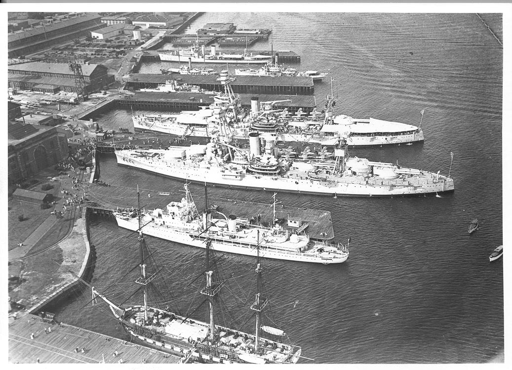 [constitution-full.jpg]