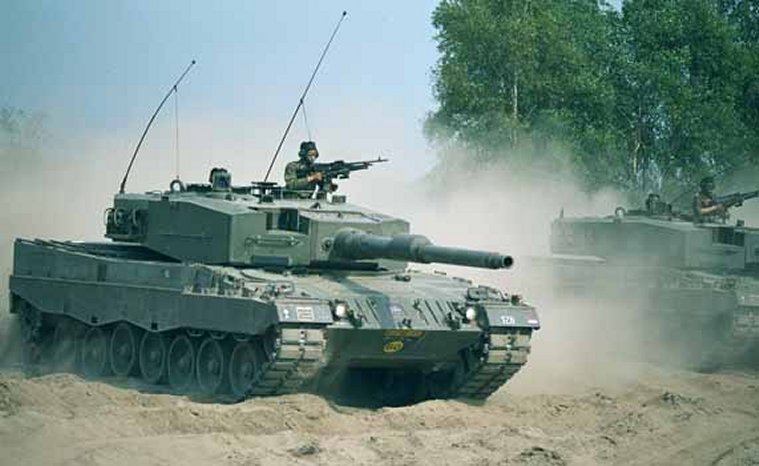 [leopard-2a4-kl5.jpg]