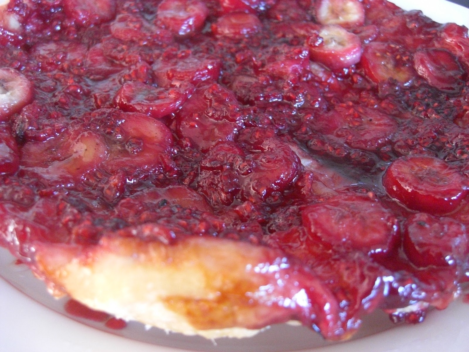 Überall &amp; Nirgendwo: Tarte Tatin mit Himbeer-Bananen-Kompott, ein ...