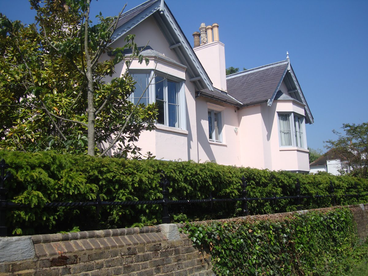 London Calling THE WOMBLES OF WIMBLEDON COMMON