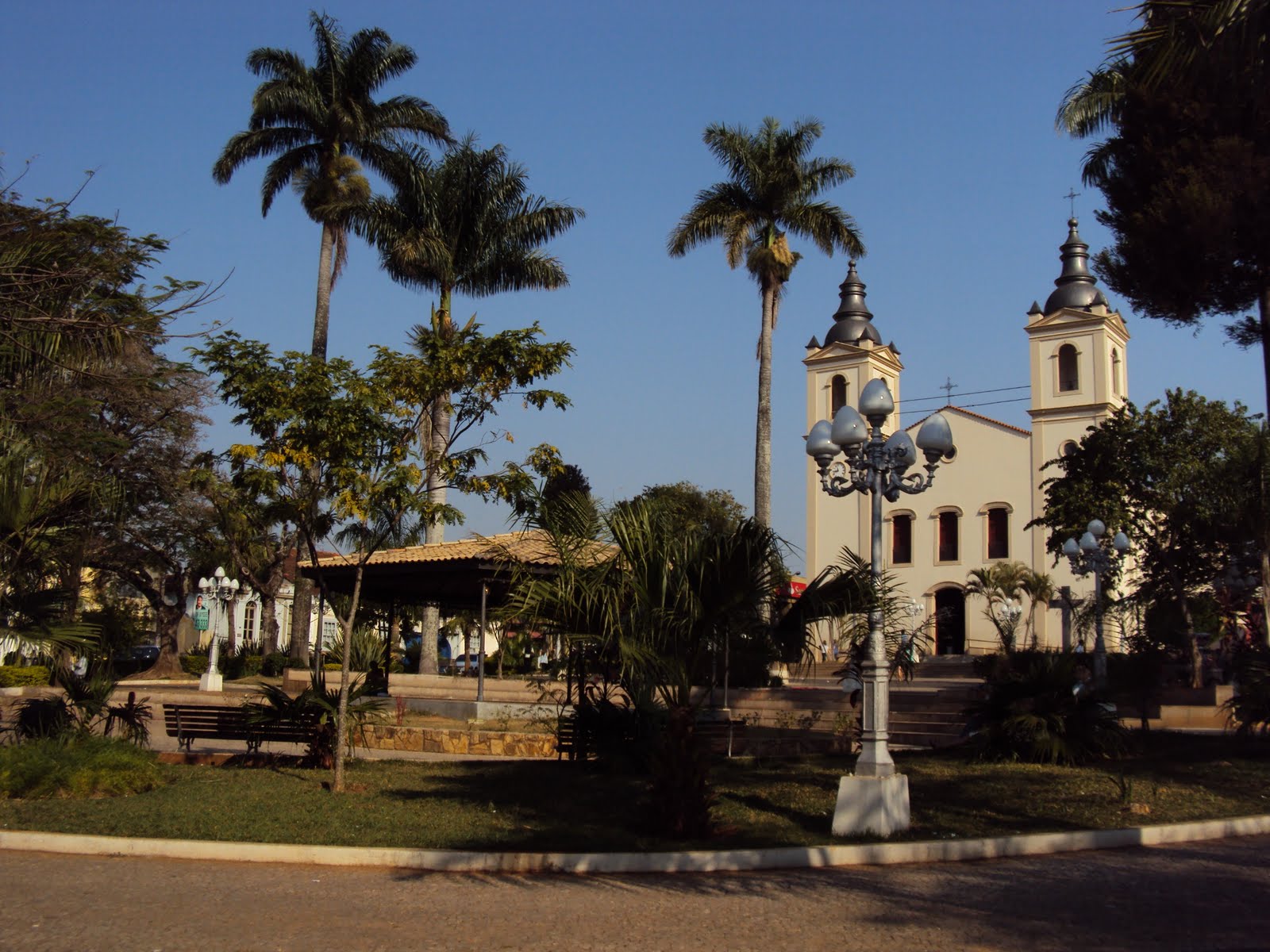 ITAPEVA - SP: GALERIA