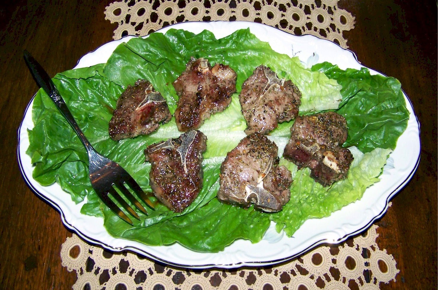 Grilling and Gourmet Cooking Seared Lamb Chops with Herbs and Garlic