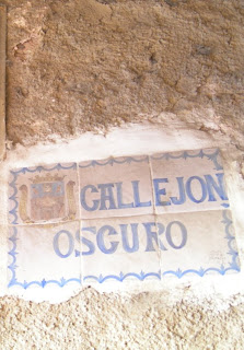 Un carreró fosc a Daroca.