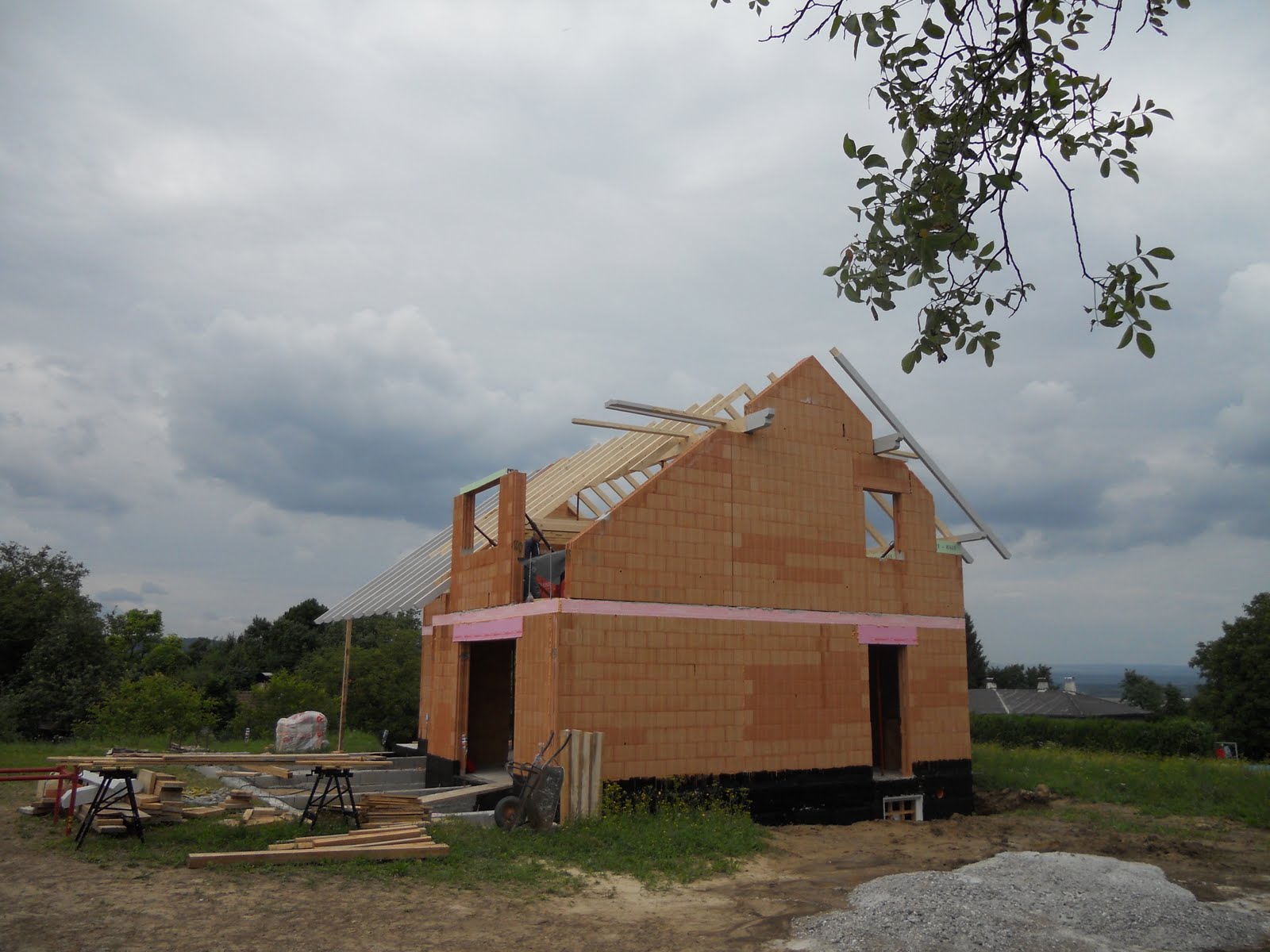 Losert`s Traum vom Haus: Tag 16 Unser Haus bekommt ein Dach