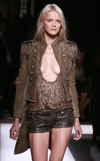 [balmain+s2010+coutorture.jpg]