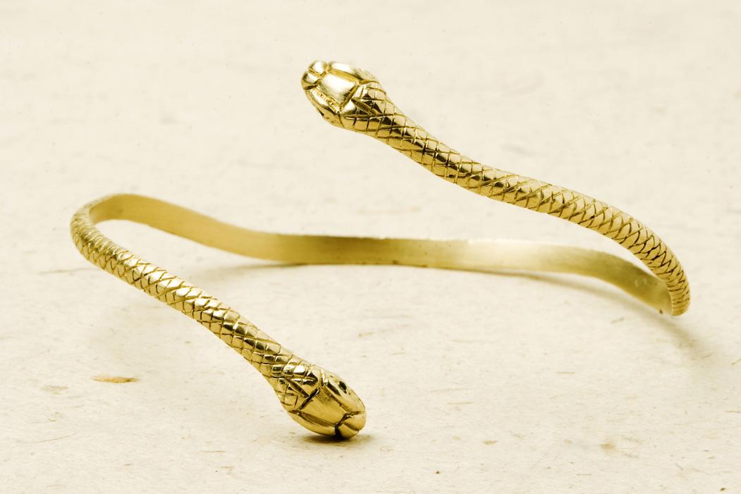 [garadanielle+etched+snake+cuff.jpg]