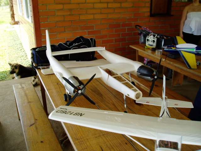 [XF-11+do+Charles.jpg]