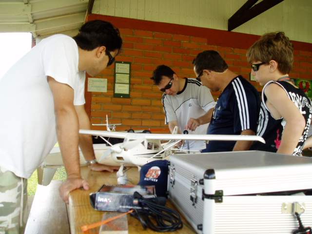 [Falando+de+aeromodelismo.jpg]