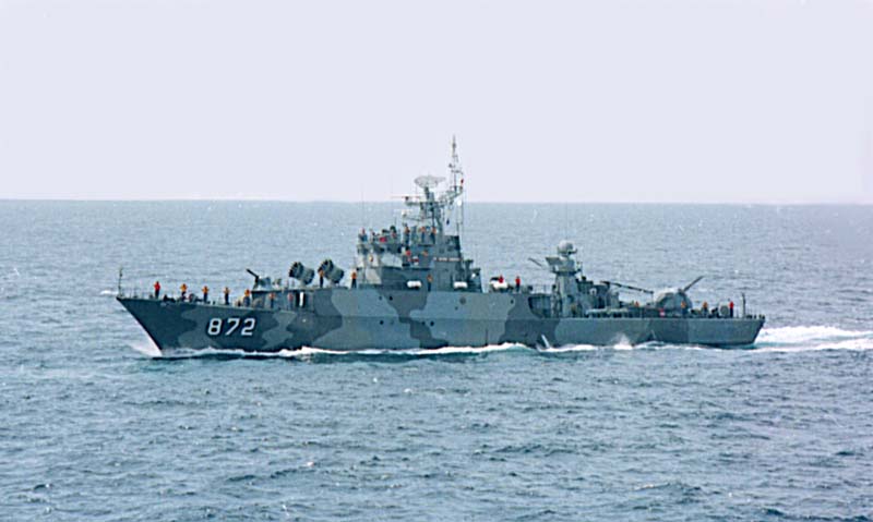 Naval Photos KRI Untung Surapati (872)