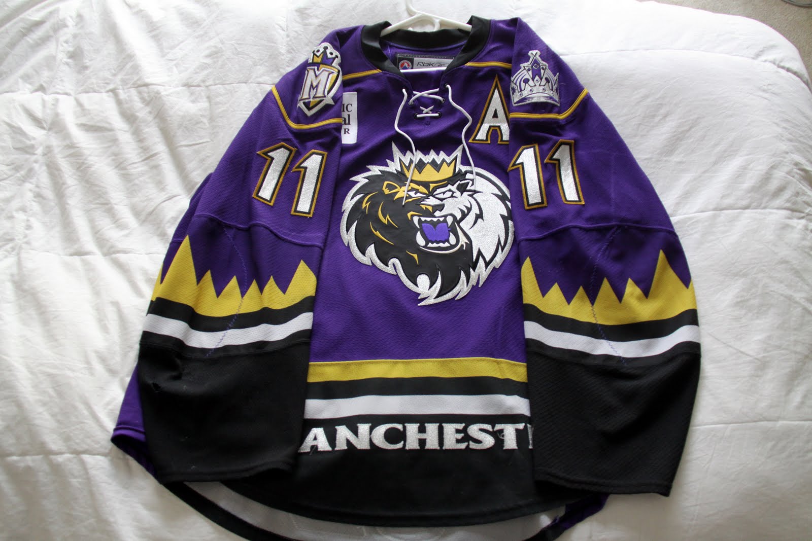 manchester monarchs jersey