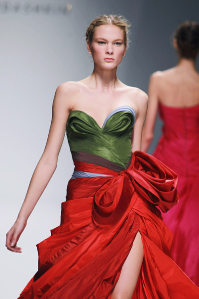 i am fashion: Valentin Yudashkin Spring 2011 Collection