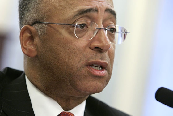 [11_comptrollerthompson_lg.jpg]