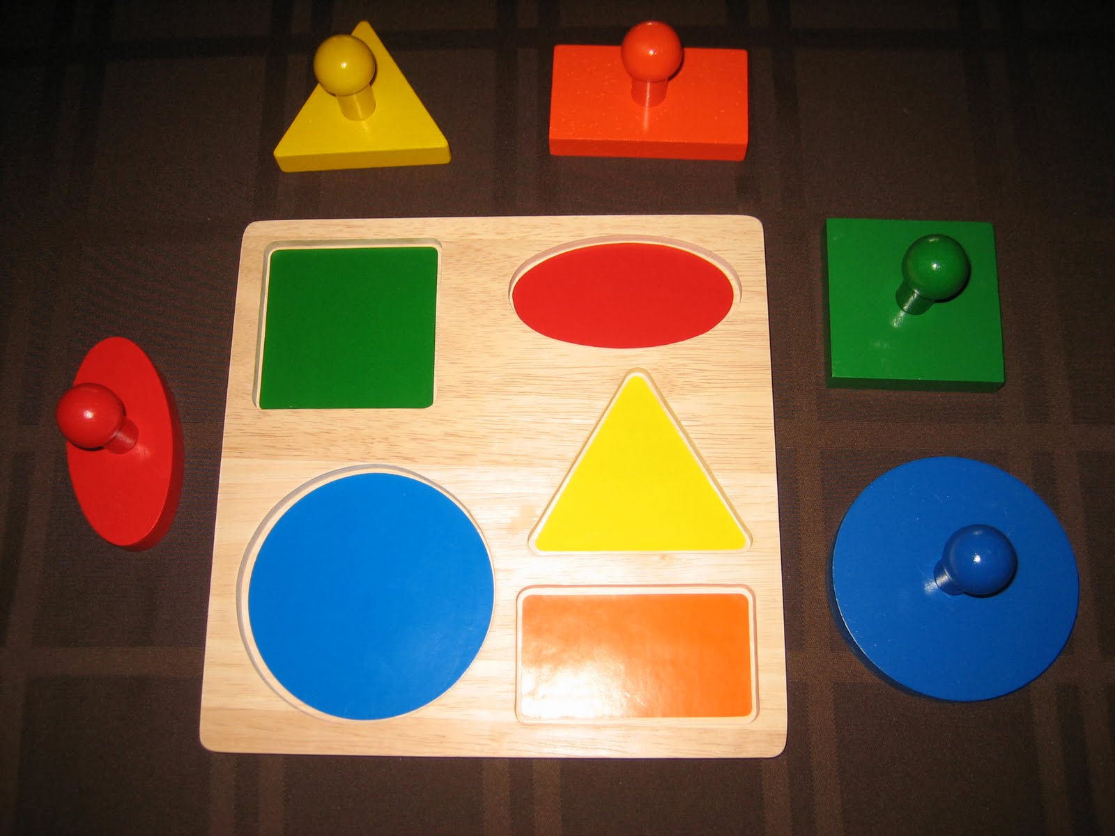 A Mama Stork Knows Guidecraft Geometric Puzzle Board Review and