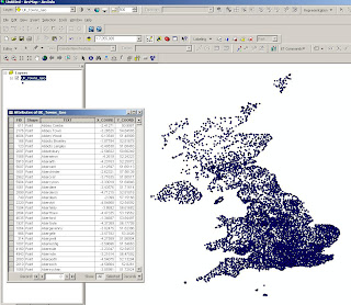 UK towns in Geographic projection arcmap