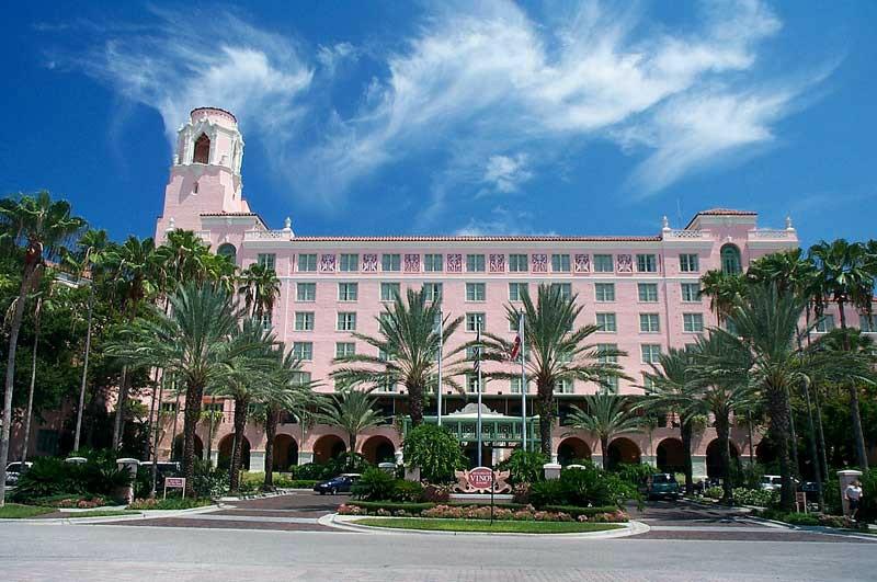 Xtreme Art Tourist St. Petersburg, Florida Anatomy of an Art Town