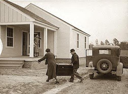 Howard family moving into new home, Gardendale, Ala., 1937
