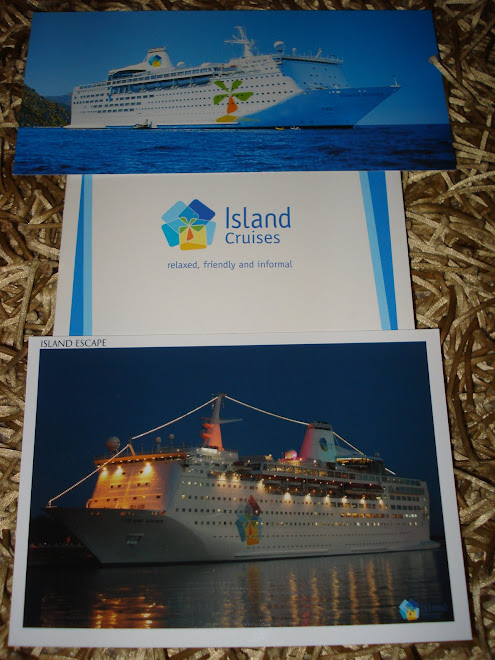 POSTCARDS ISLAND ESCAPE SHIP