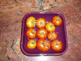 Tomates pequeños