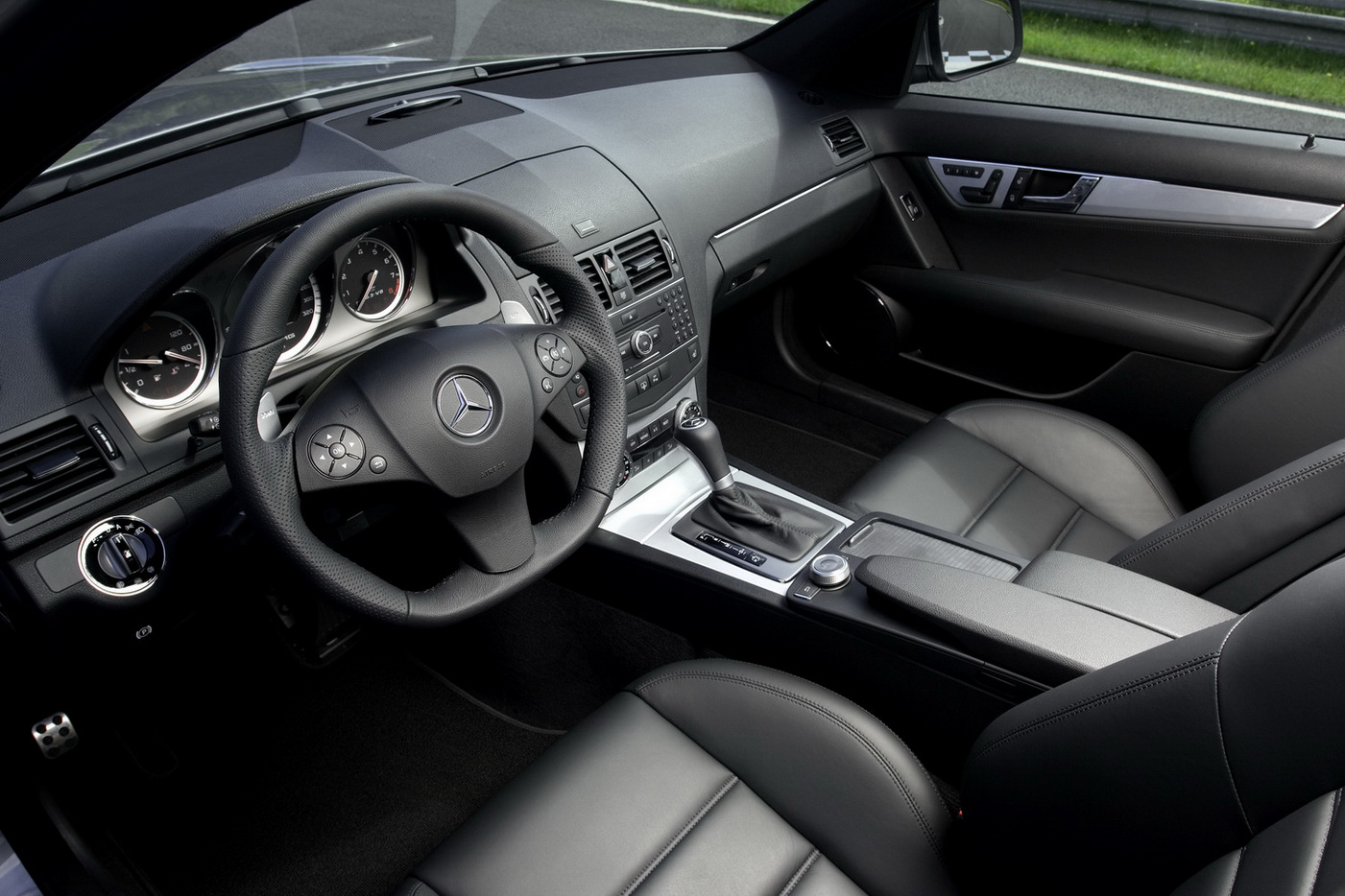 [rezza foournito_C63AMG_13.jpg]