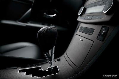 Toyota-Avensis-2009-16.JPG