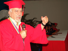 El Doctor Carlos Lanz Rodríguez dirigió su discurso a los presentes
