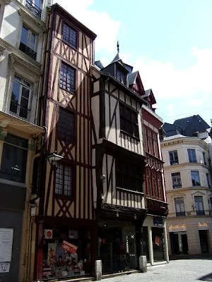 houses in Rouen