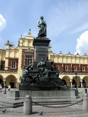 monument of Adam Michiewicz