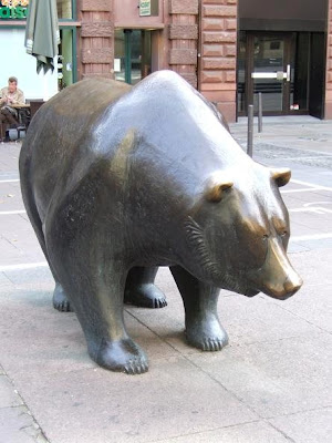 statue of a bear
