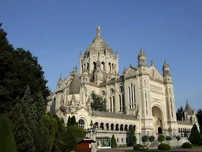 Sainte-Thérèse Basilica