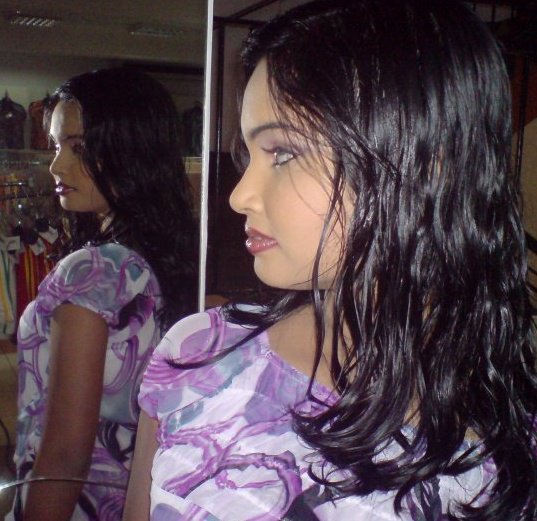 Chami_Dilrukshi_16_asiachicks.blogspot.com.jpg