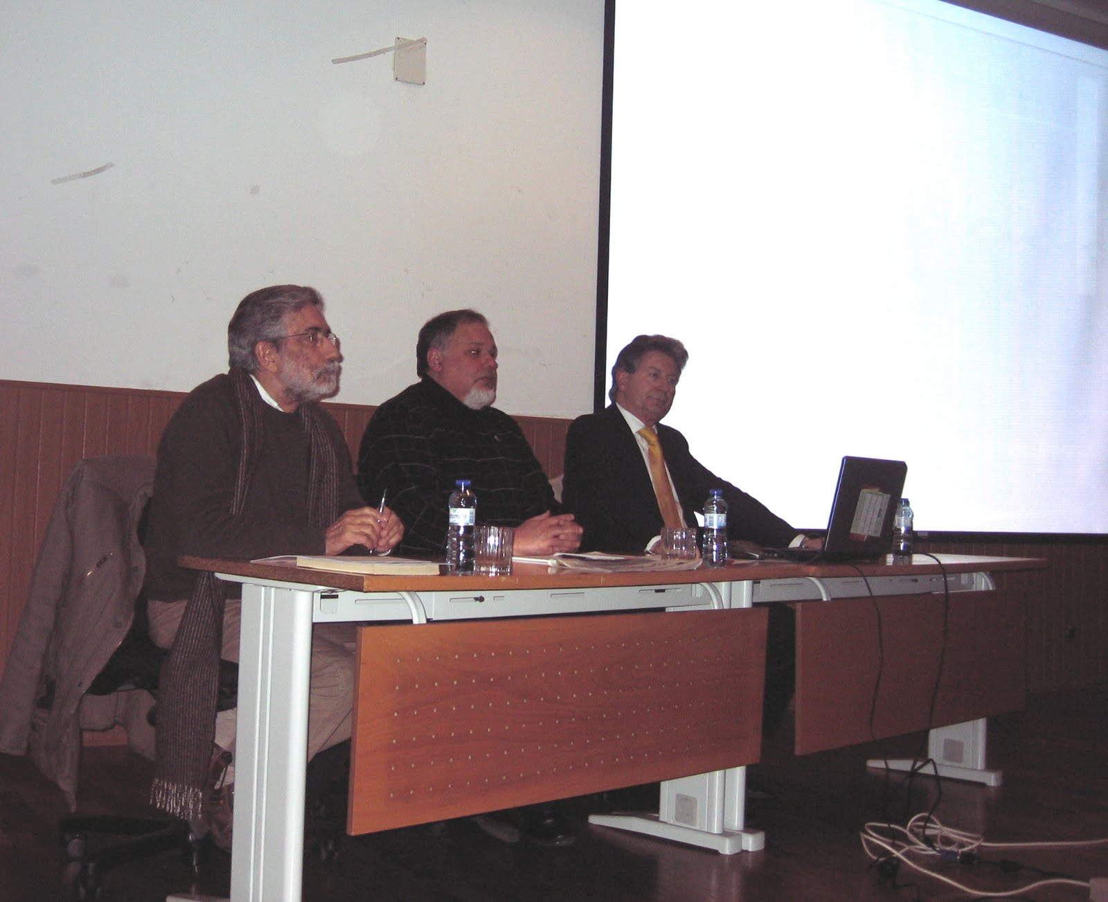 [CDU+conversas+100218+a.jpg]