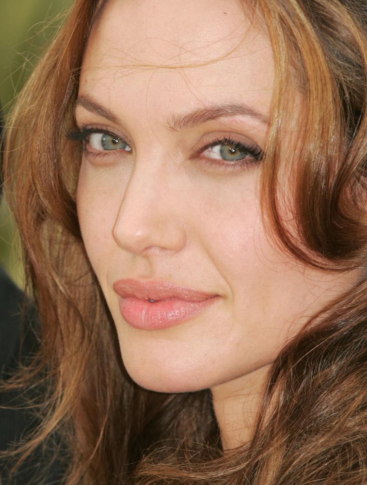 Angelina Jolie, top sexy hollywood artist, Top Selebrities Hollywood