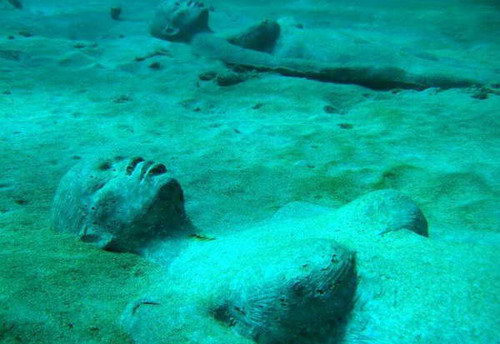 [underwater_sculptures_17.jpg]