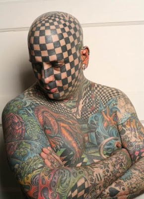 checkers_tattoo_man_007.jpg