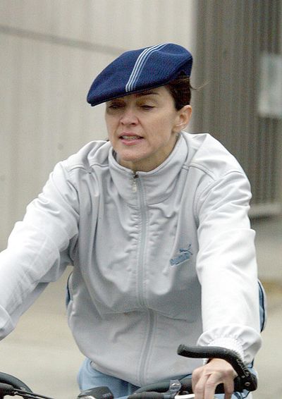 [celeb_makeup_028.jpg]