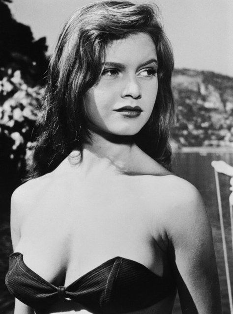 [rare_celebrity_pics_77.jpg]