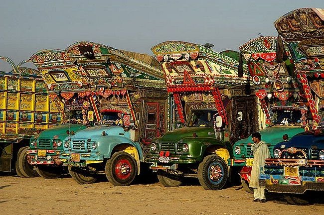 [truck_art_pakistan_15.jpg]