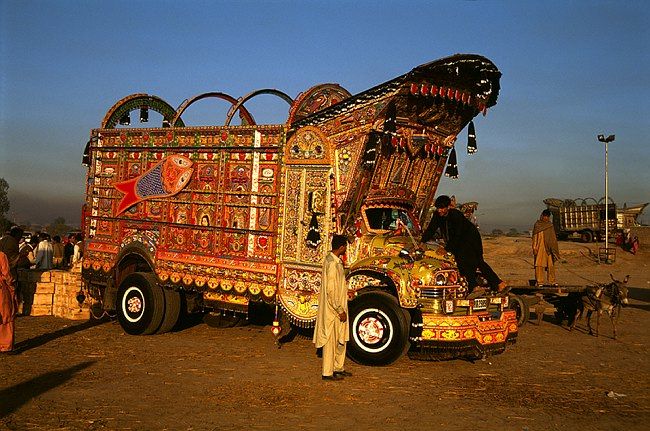 [truck_art_pakistan_13.jpg]