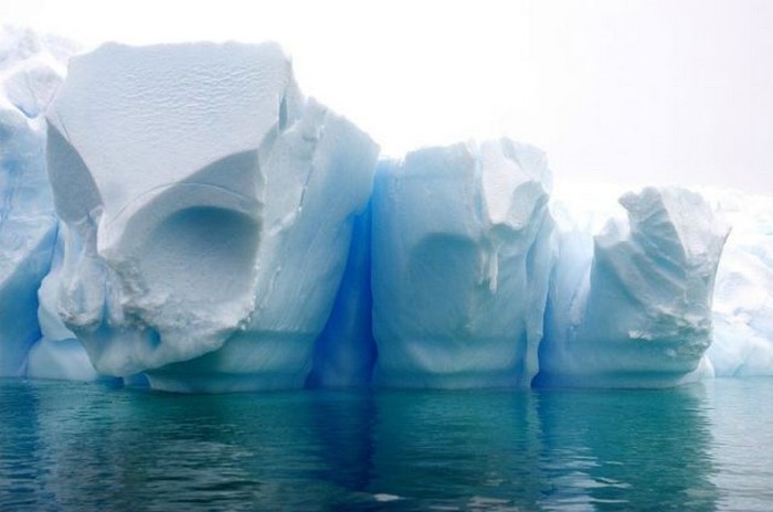 [icebergs_75.jpg]