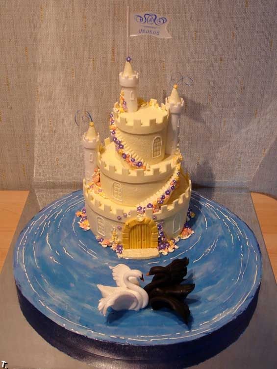 [russian_wedding_cakes_30.jpg]