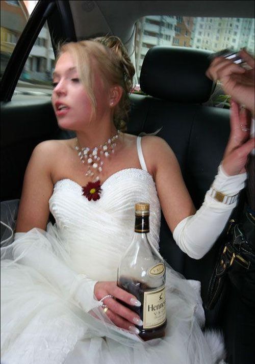 [funny_wedding_pictures_85.jpg]