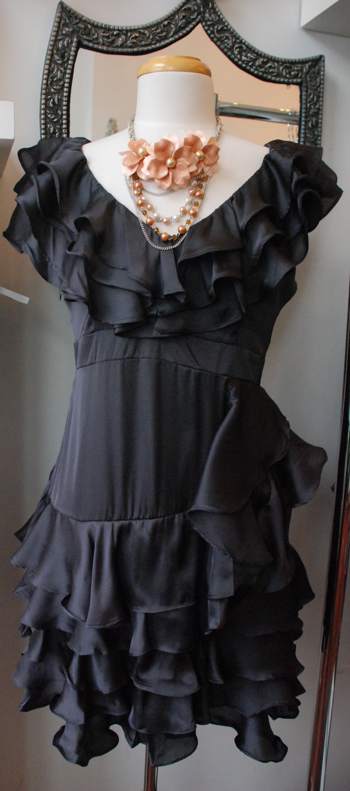 Habit Winter Party Dress Ideas habit-winter-party-dress-ideas