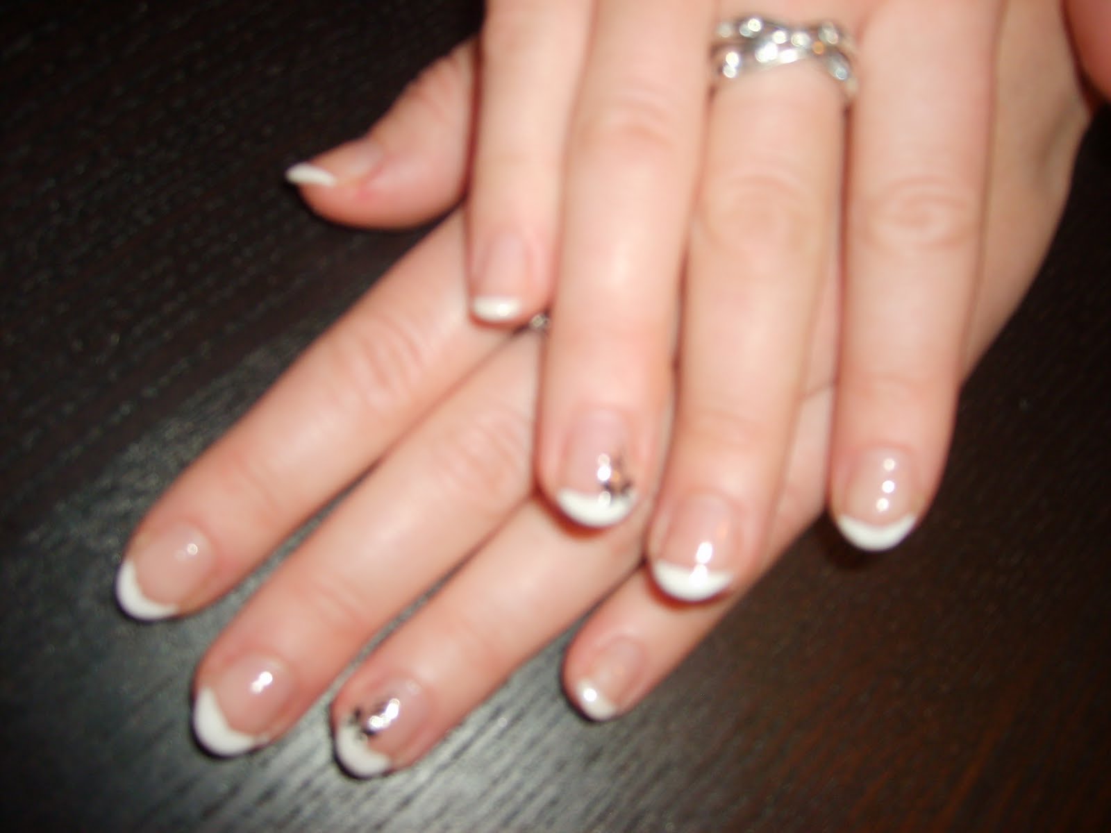 French Sur Ongle Naturel